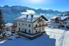 01. Catered chalet Raeterhof Fiss Uitzicht