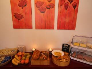 02. Catered chalet Angela Arlberg Sankt Anton Ontbijt