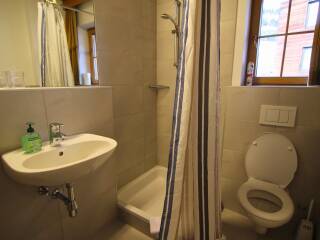 21 v2. Catered chalet Kelle Fiss Badkamer