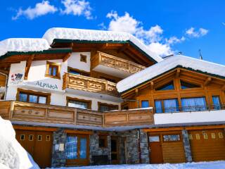 01. Catered chalet Alpaka Chatel Aanzicht