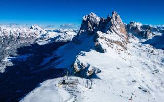 shutterstock 2570558753